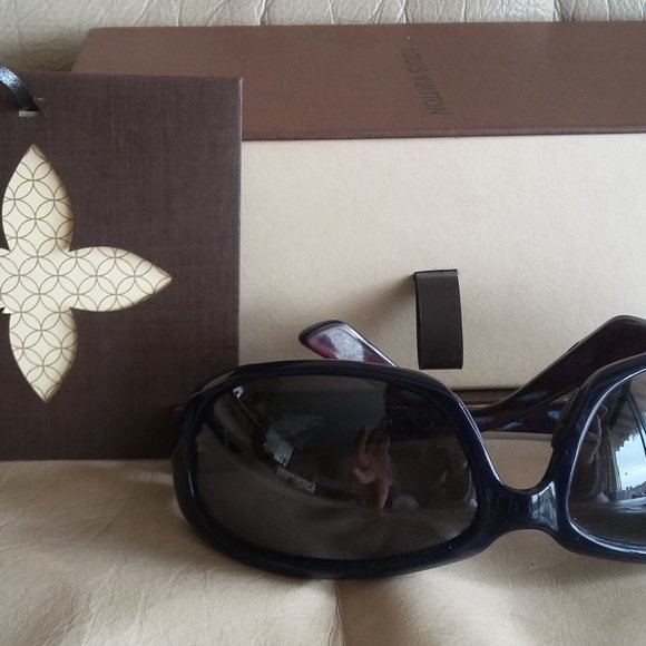 Side Slide Draw Pull Box For Over-Sized Sunglasses Apple iPhone SamsungAccessory - Picture 7 of 11